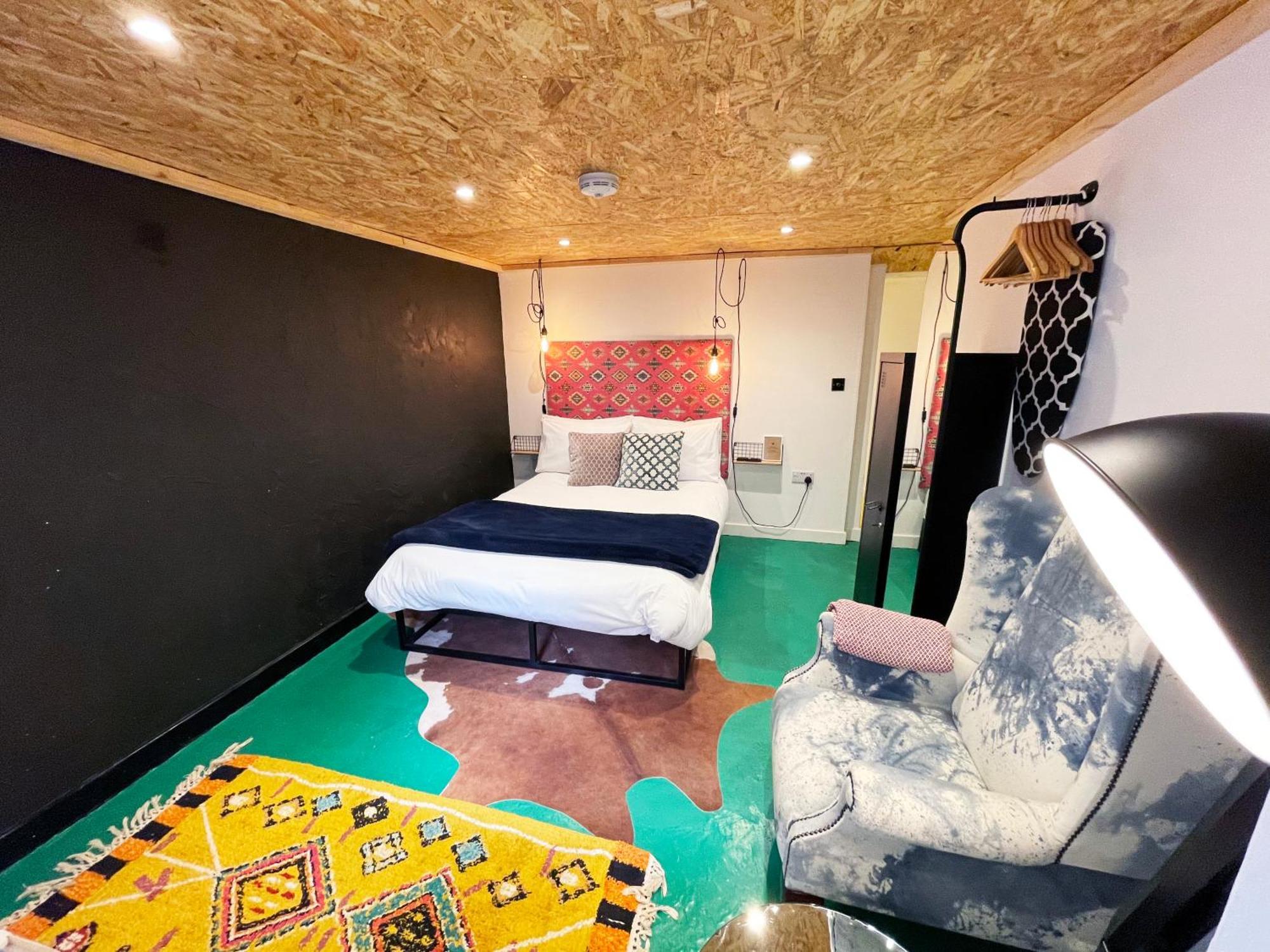Fern Studio 1 Bedroom Apartment Llangollen Extérieur photo